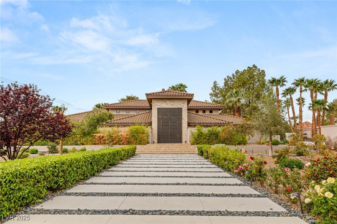 5885 Via Manigua Property Photo