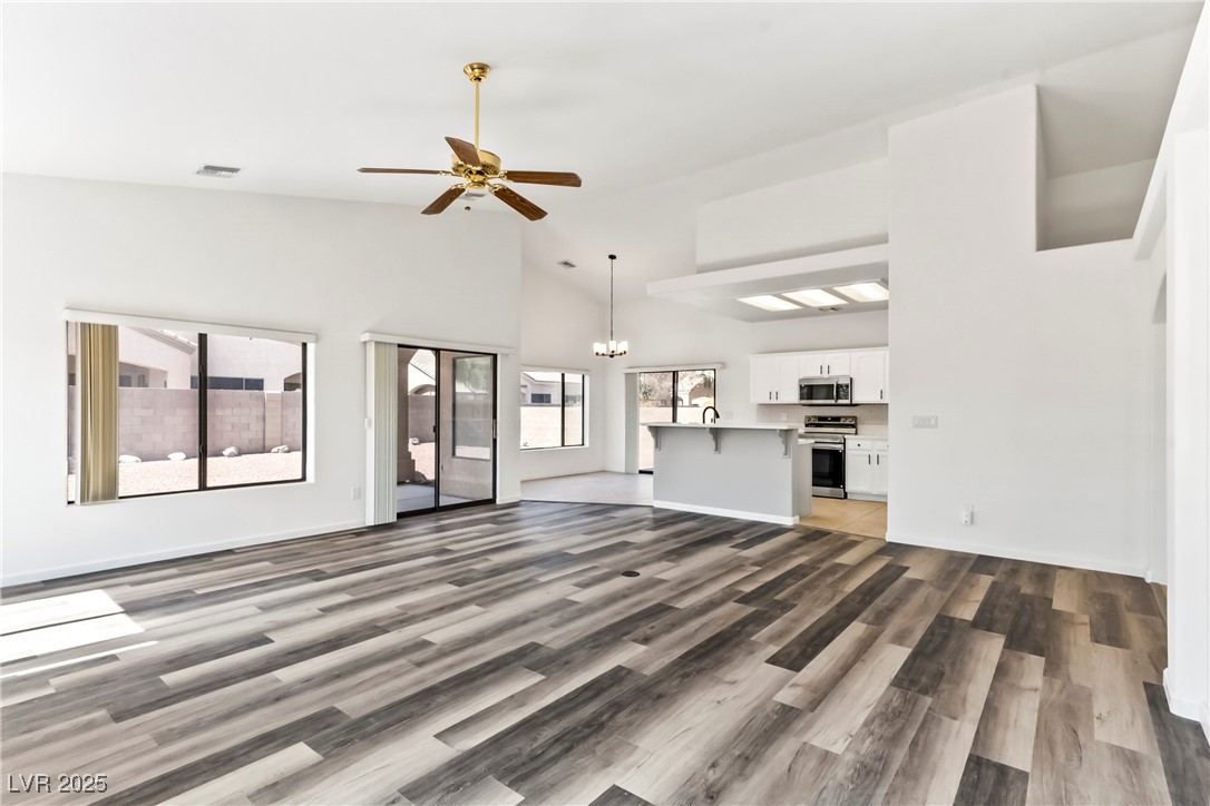 1446 Palm Property Photo 5