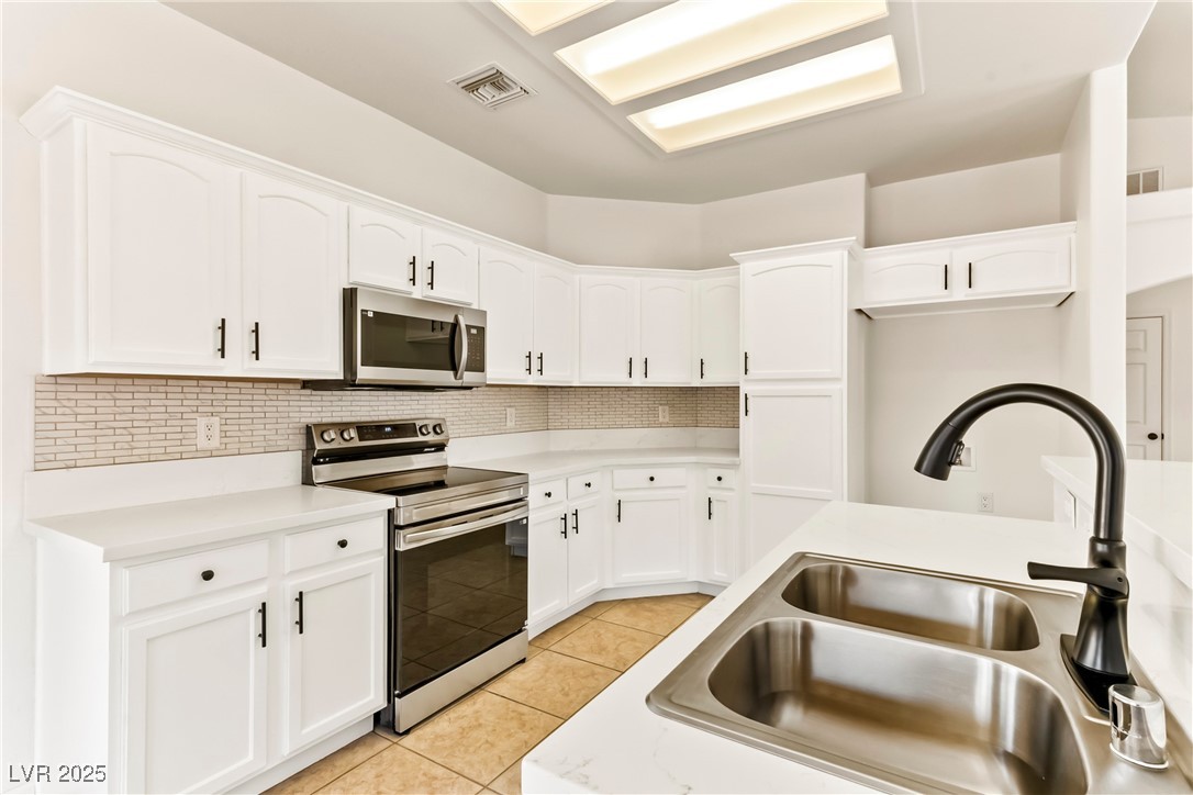 1446 Palm Property Photo 12