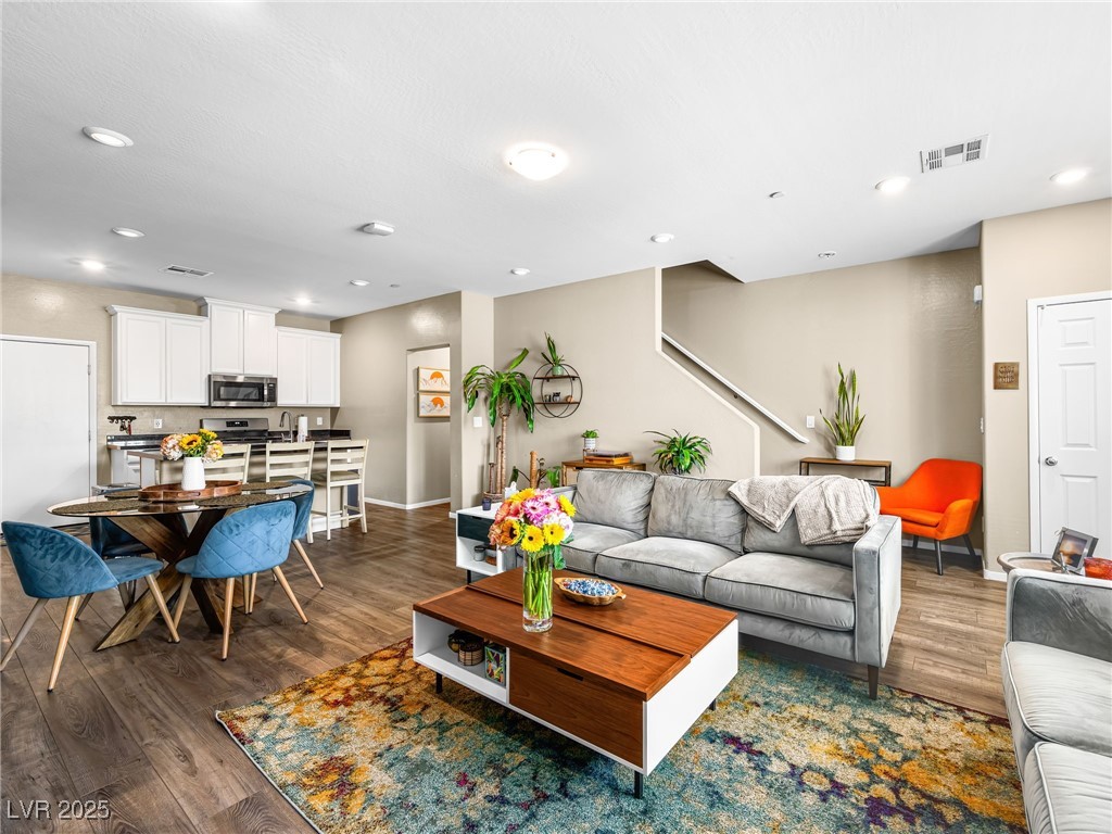 8701 Giant Causeway Avenue Property Photo 8