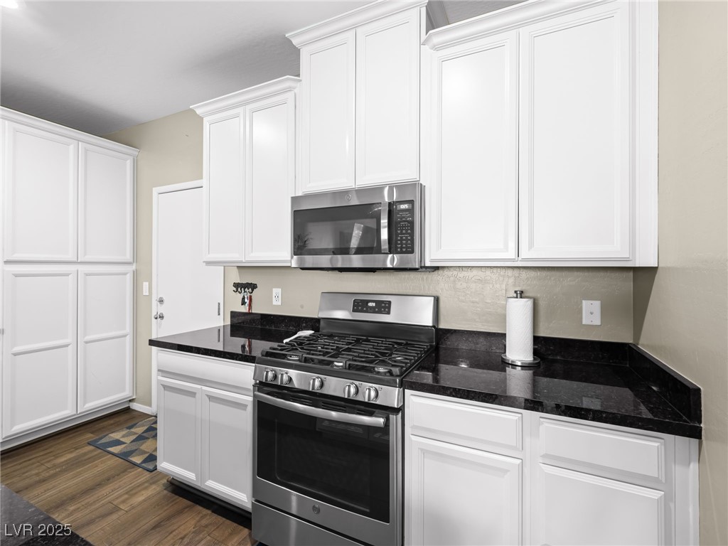 8701 Giant Causeway Avenue Property Photo 13