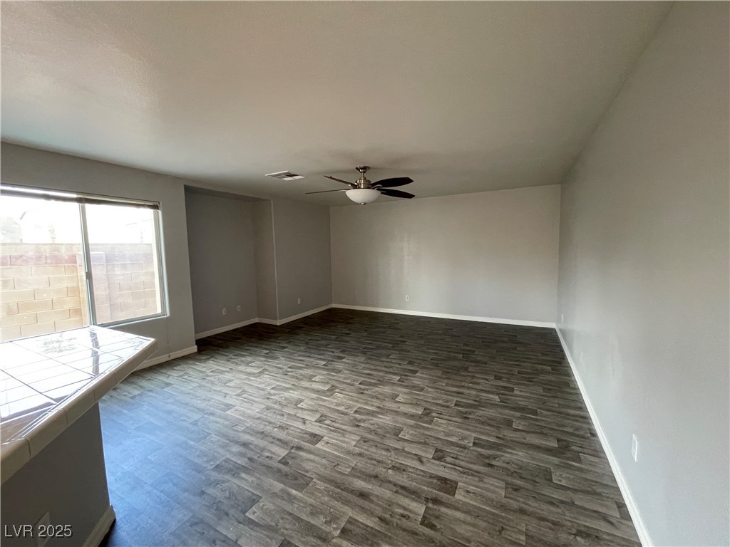 7481 Catmint Street Property Photo 5