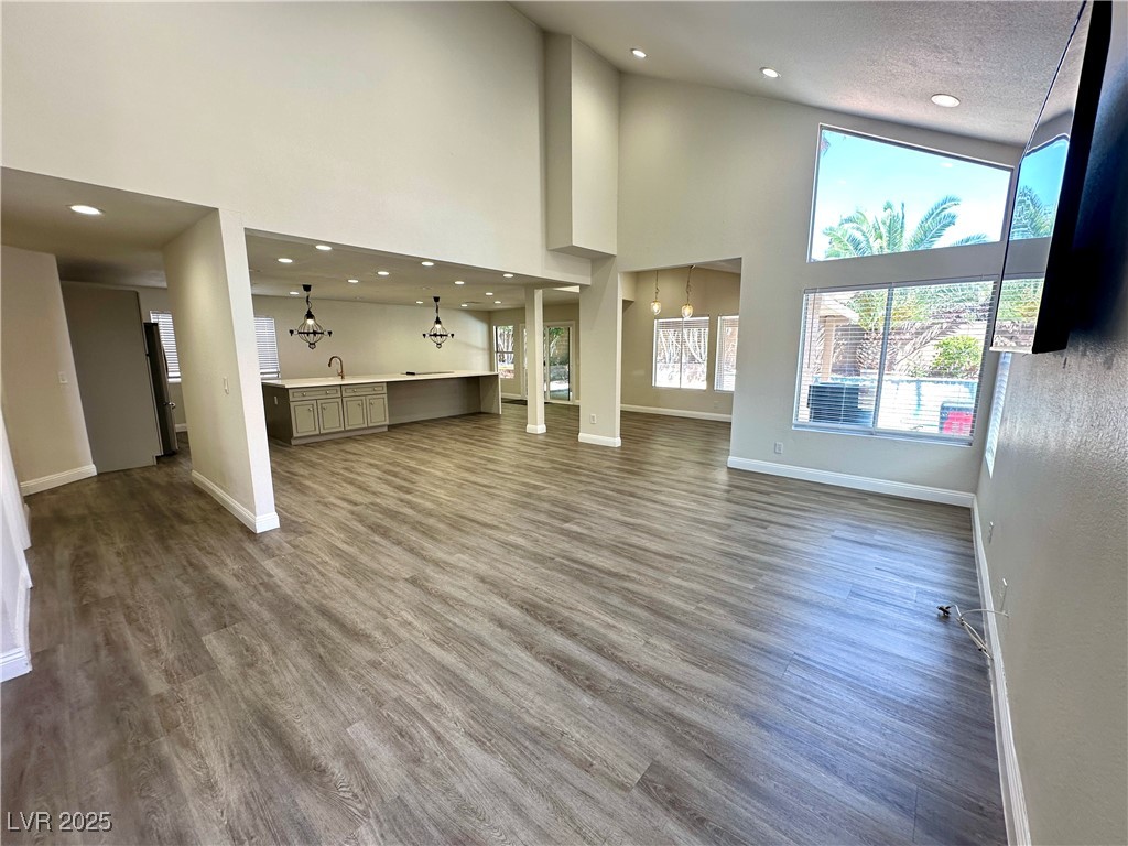 9632 Rising Tide Drive Property Photo 4