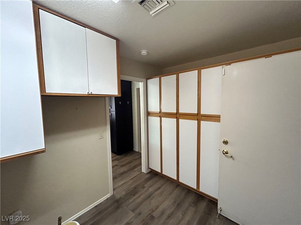 9048 Litchfield Avenue Property Photo 18