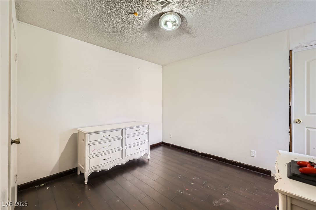 7047 Mountain Meadow Lane Property Photo 19