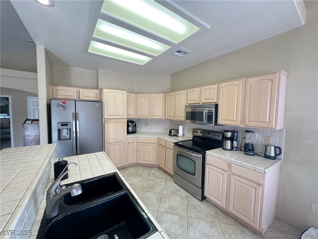 1210 Country Club Property Photo 17