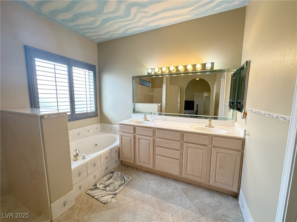 1210 Country Club Property Photo 32