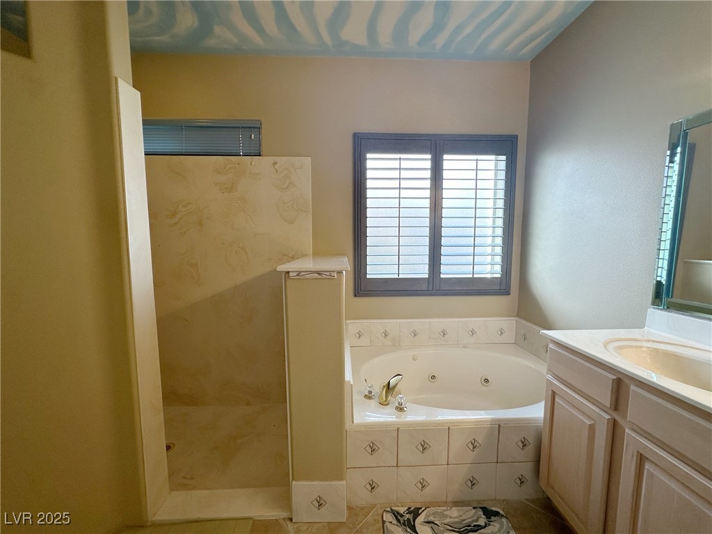 1210 Country Club Property Photo 33