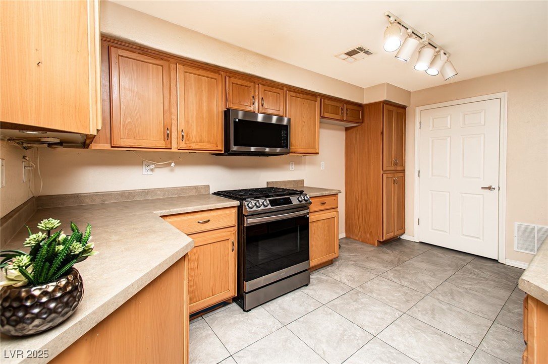 8777 West Maule Avenue 1087 Property Photo 10