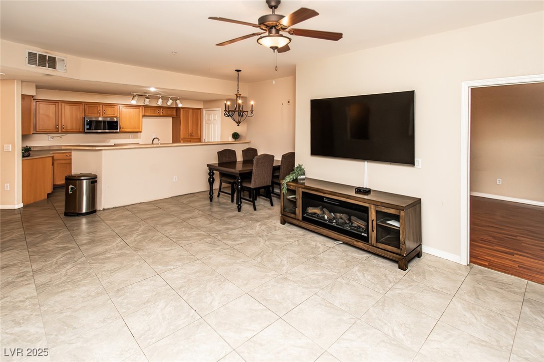 8777 West Maule Avenue 1087 Property Photo 16