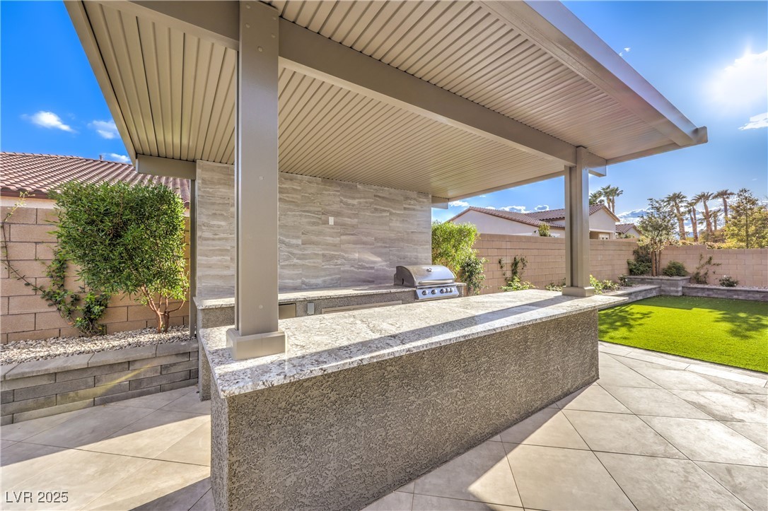 8445 South Tenaya Way Property Photo 19