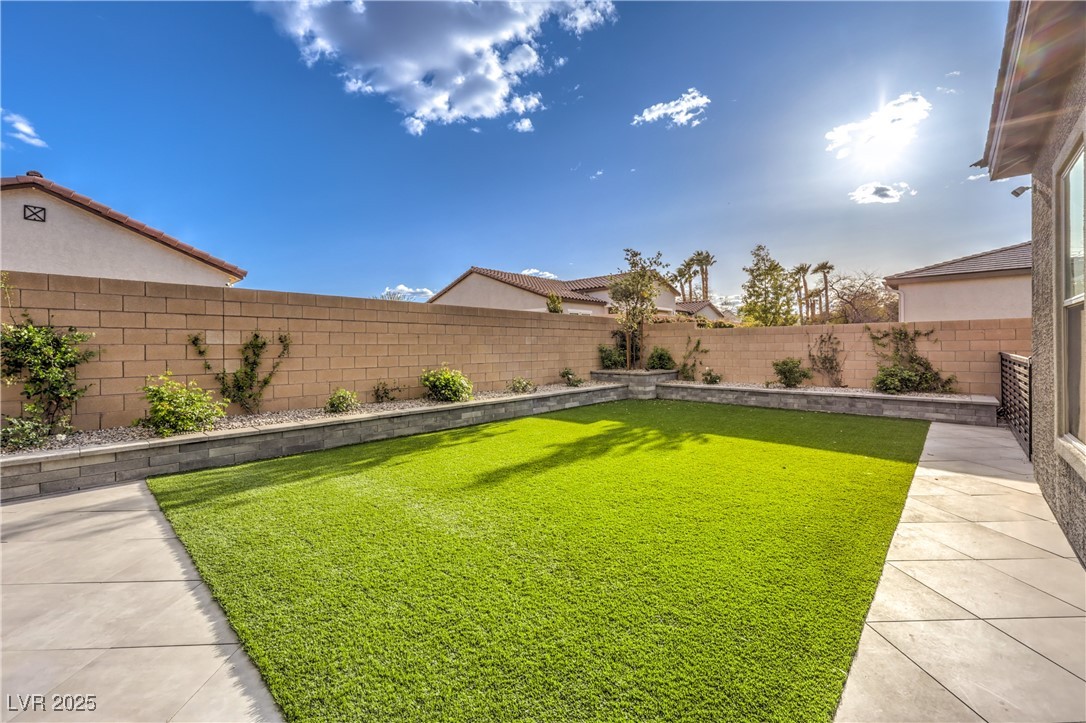 8445 South Tenaya Way Property Photo 34