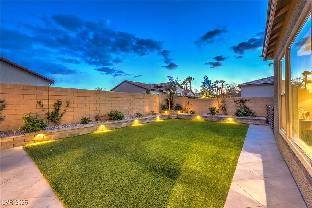 8445 South Tenaya Way Property Photo 35