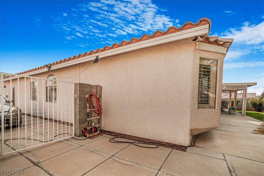 1066 Vanlier Lane Property Photo 43