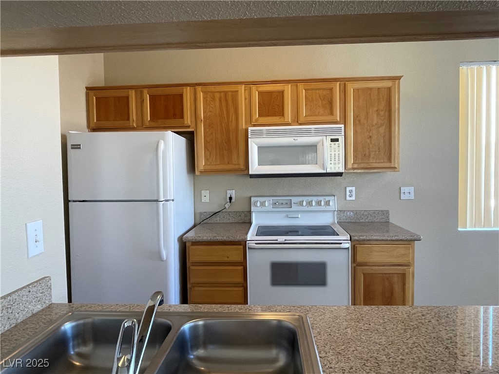 2900 Sunridge Heights Parkway 1328 Property Photo 11
