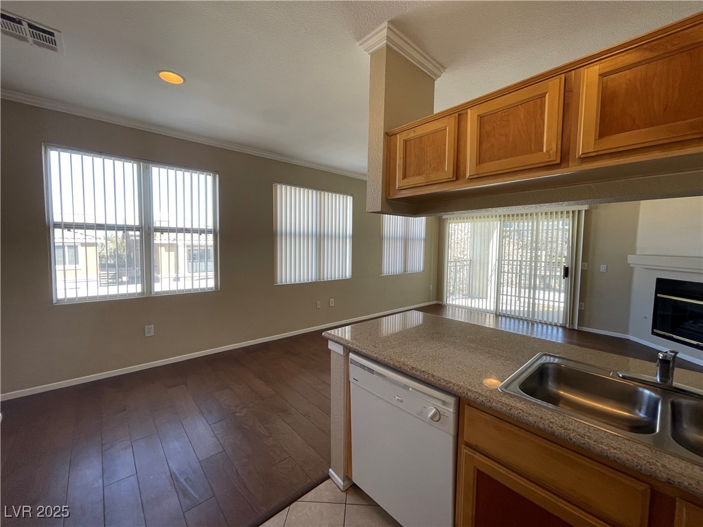 2900 Sunridge Heights Parkway 1328 Property Photo 13