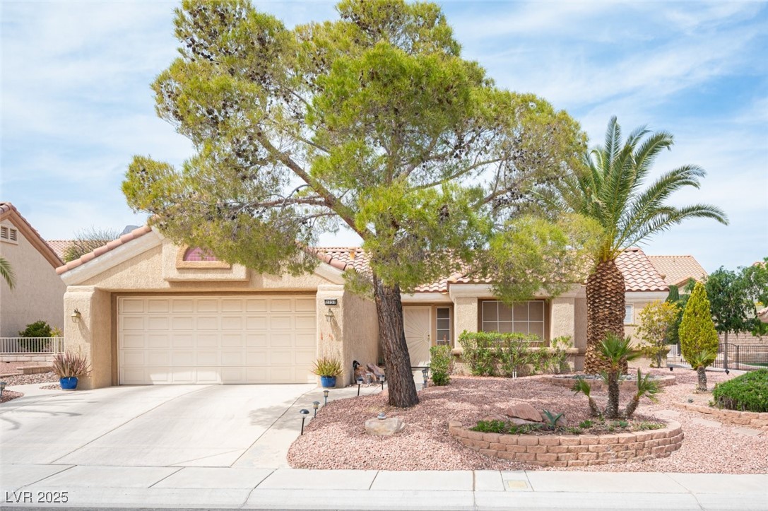 2737 Tumble Brook Drive Property Photo 1