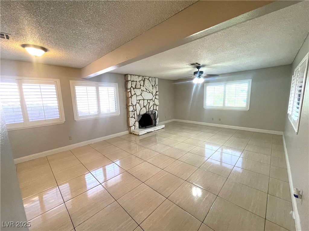 5385 Ravendale Circle Property Photo 12