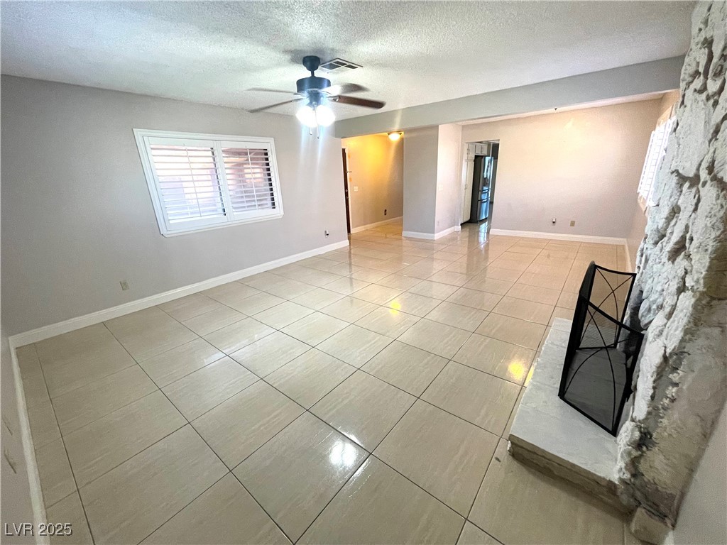 5385 Ravendale Circle Property Photo 15
