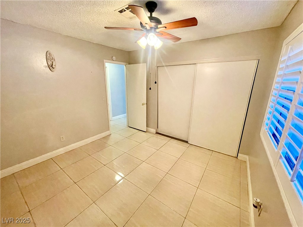 5385 Ravendale Circle Property Photo 34
