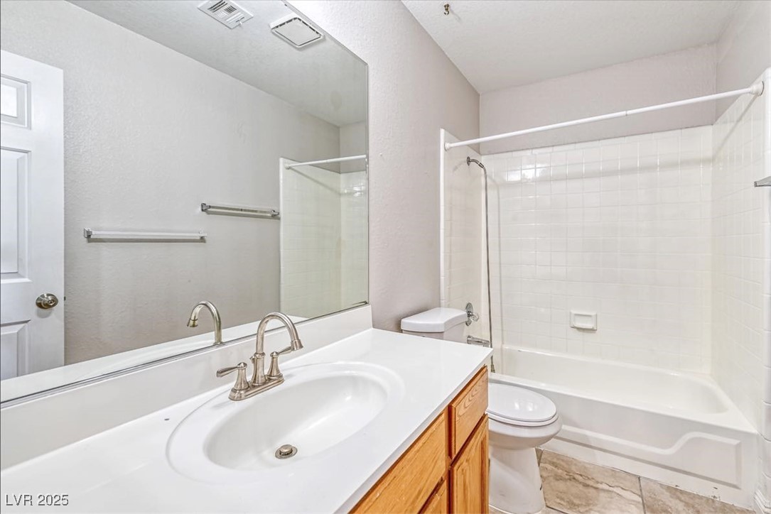 1933 Coralino Drive Property Photo 23