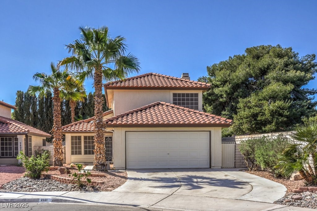 2501 Muirfield Avenue Property Photo 1