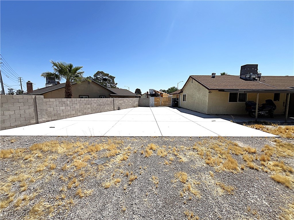 1208 Winwood Street Property Photo 9