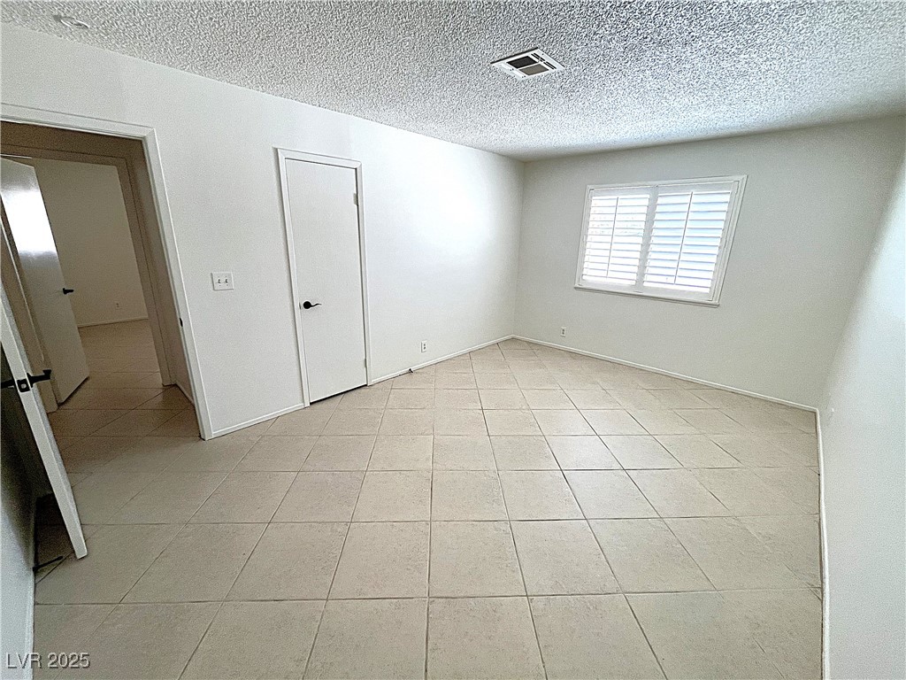 1208 Winwood Street Property Photo 15