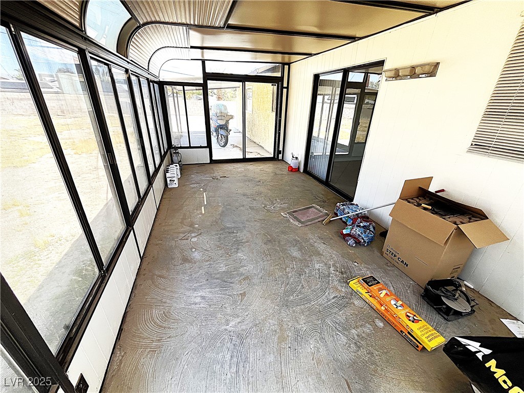 1208 Winwood Street Property Photo 16