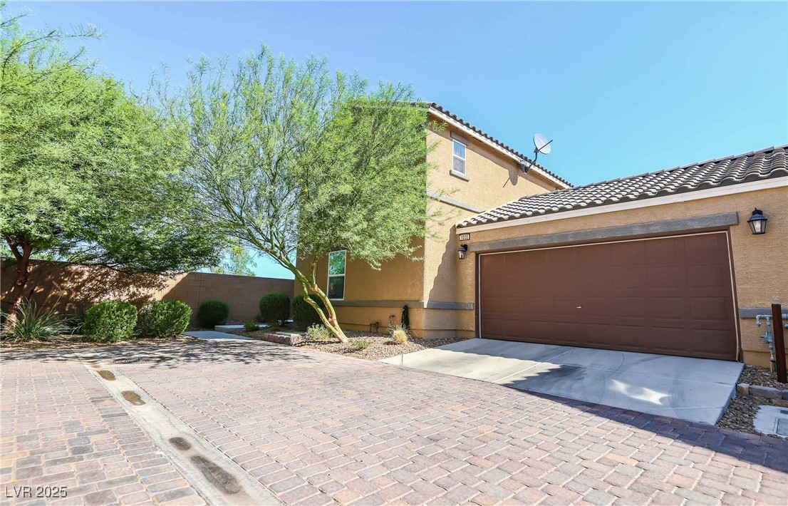 1035 Spotted Saddle Street Property Photo 1