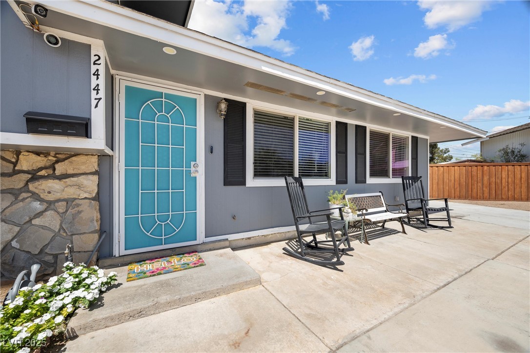 2447 Tournament Street Property Photo 4