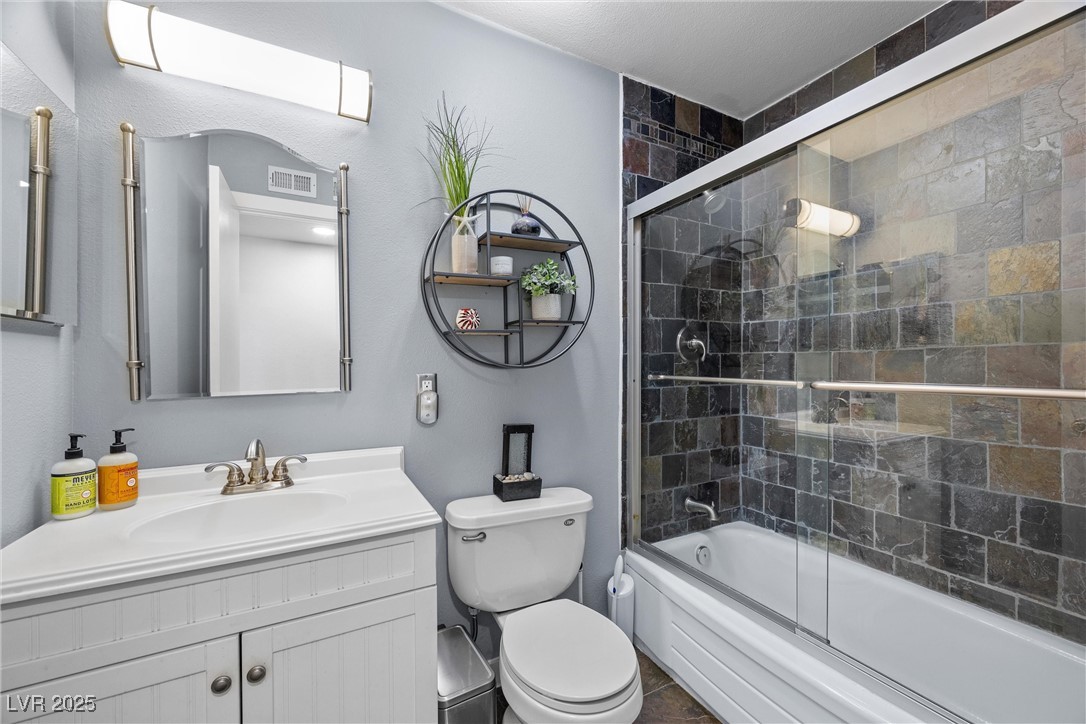2447 Tournament Street Property Photo 32