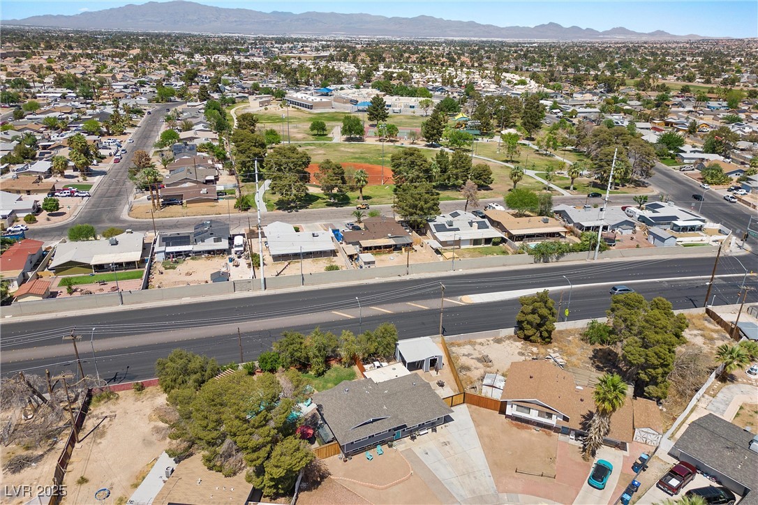 2447 Tournament Street Property Photo 58
