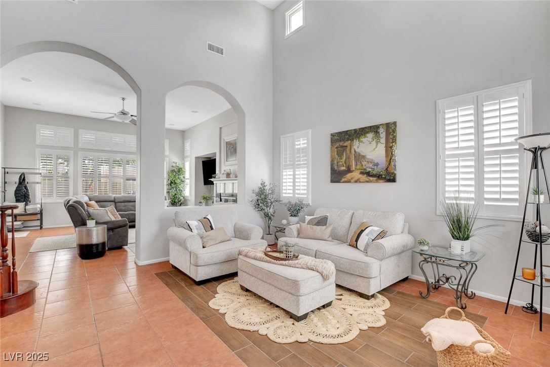 9413 Artesian Oak Court Property Photo 11