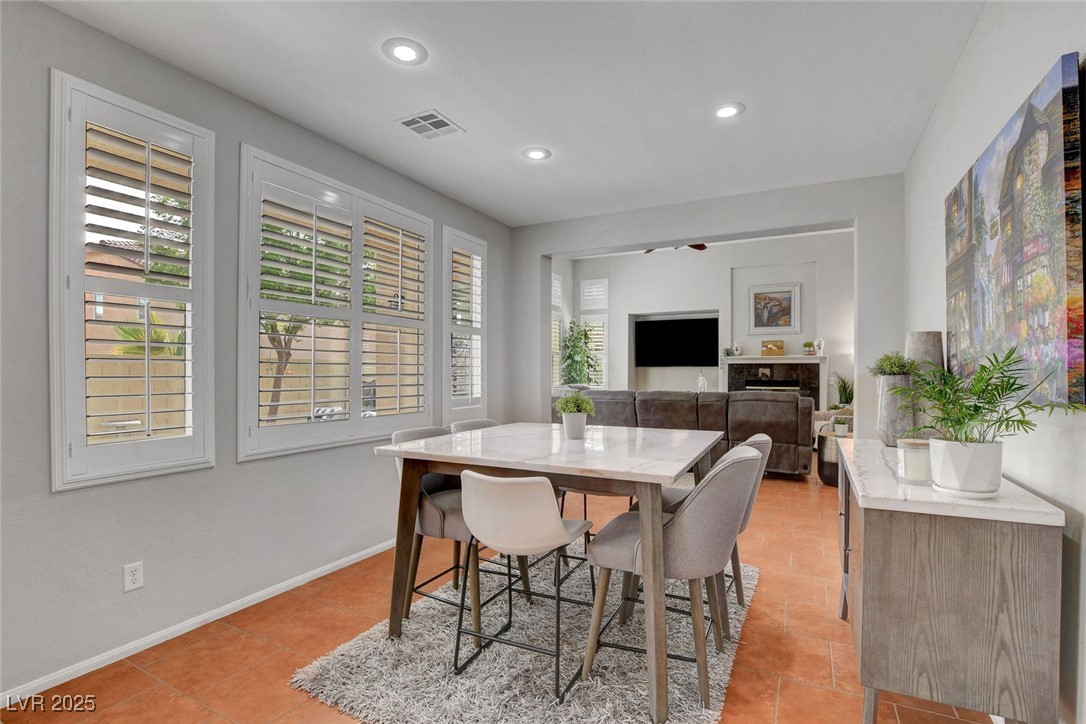 9413 Artesian Oak Court Property Photo 18