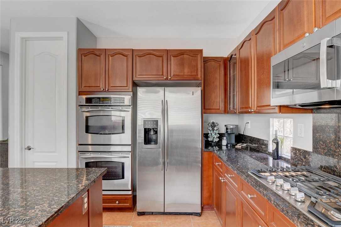 9413 Artesian Oak Court Property Photo 21