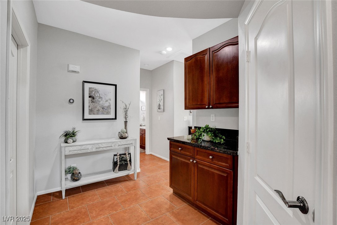 9413 Artesian Oak Court Property Photo 24