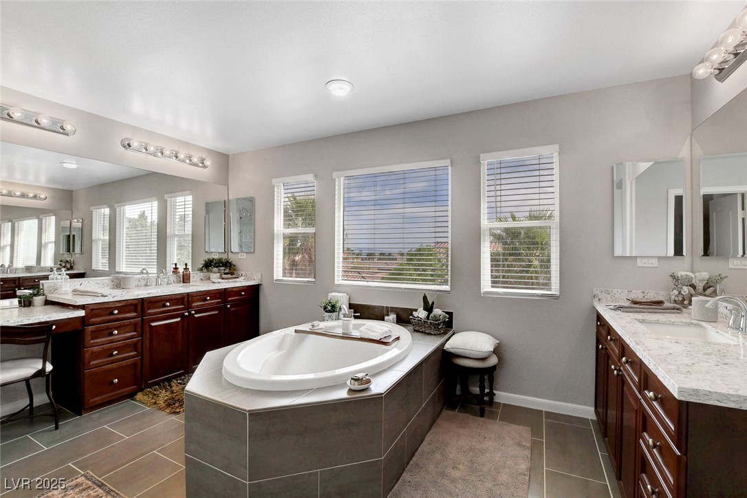 9413 Artesian Oak Court Property Photo 38