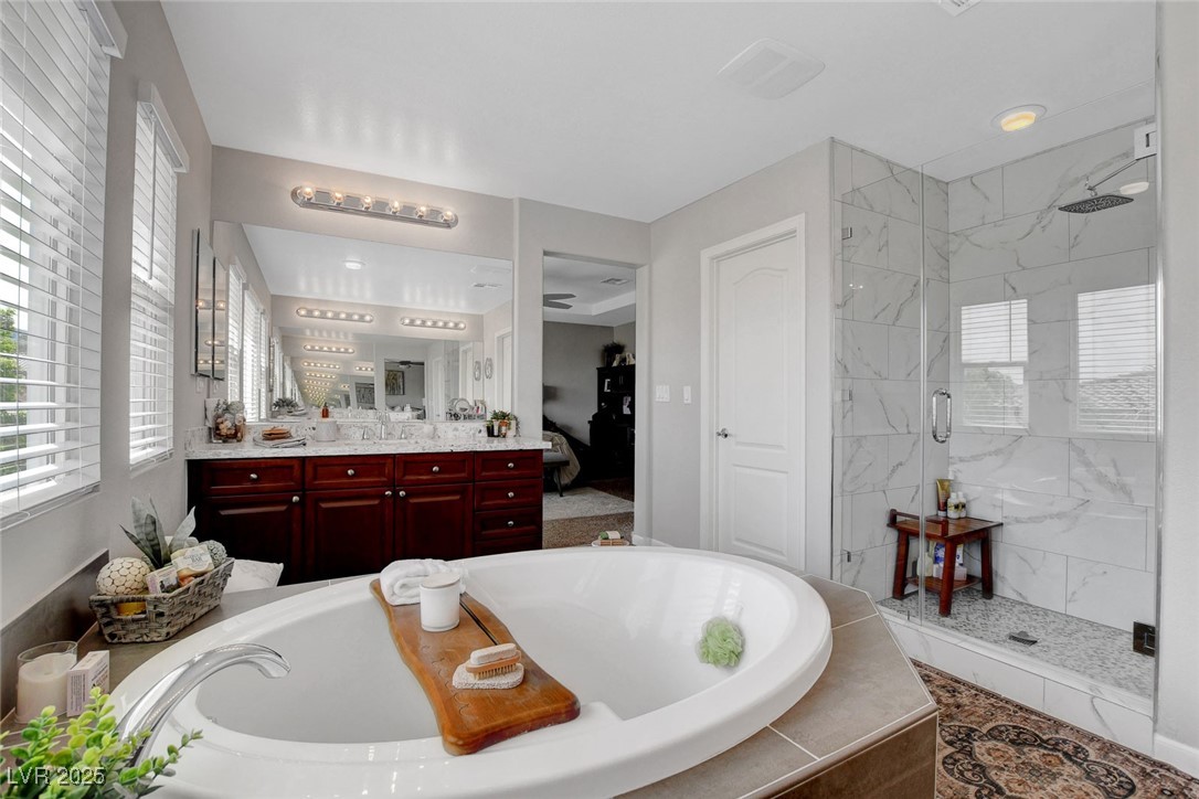 9413 Artesian Oak Court Property Photo 39