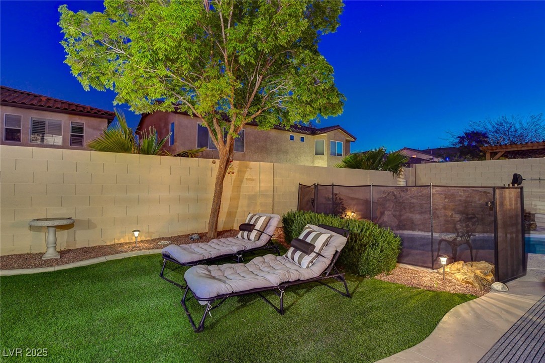 9413 Artesian Oak Court Property Photo 68