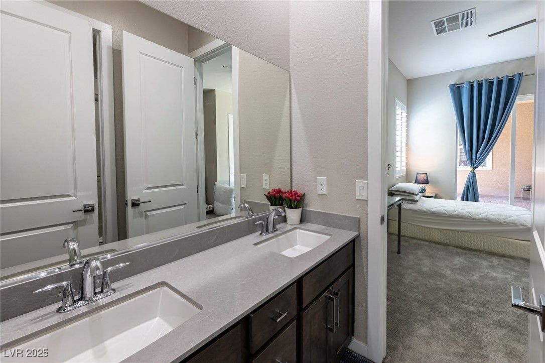 2719 Canvas Sky Street Property Photo 27