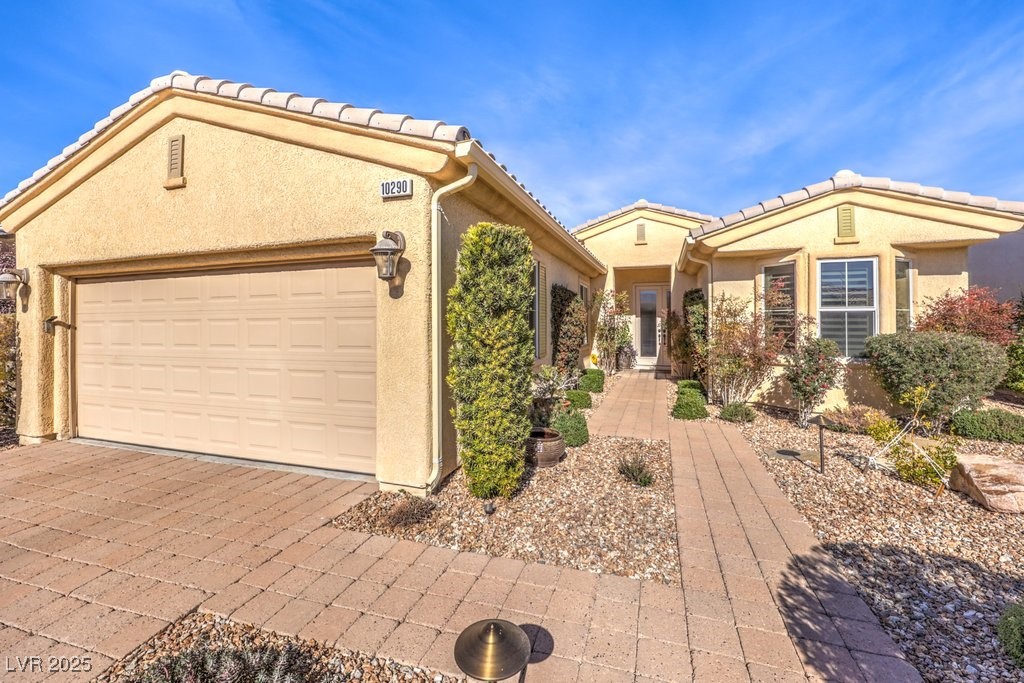 10290 Profeta Court Property Photo 3