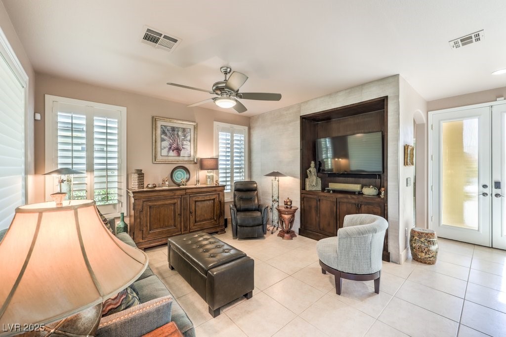 10290 Profeta Court Property Photo 7