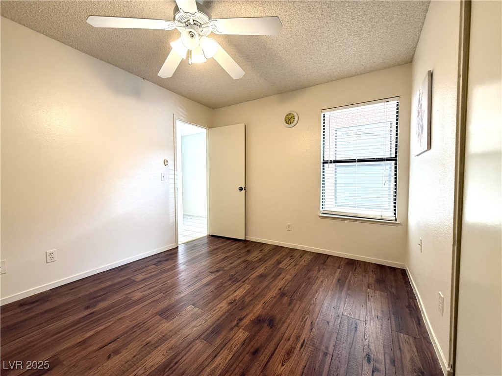 320 Crosswind Way Property Photo 15