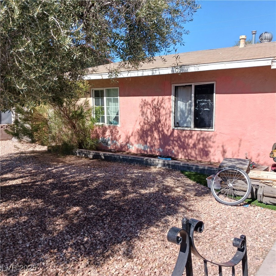 5324 Del Monte Avenue Property Photo 6