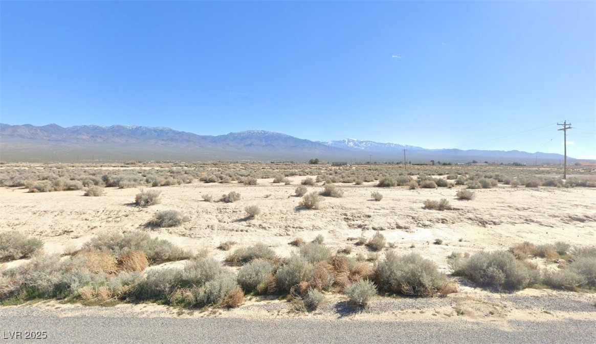 5621 Crockett Place Property Photo 1