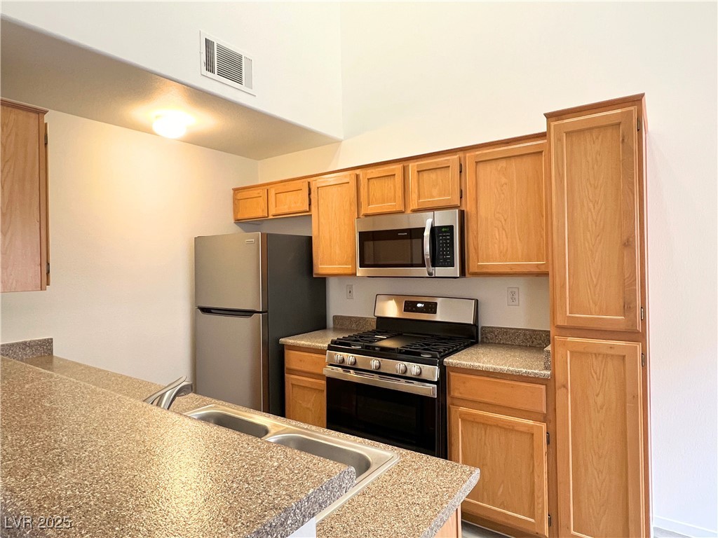 3735 Sand Pier Street Property Photo 2