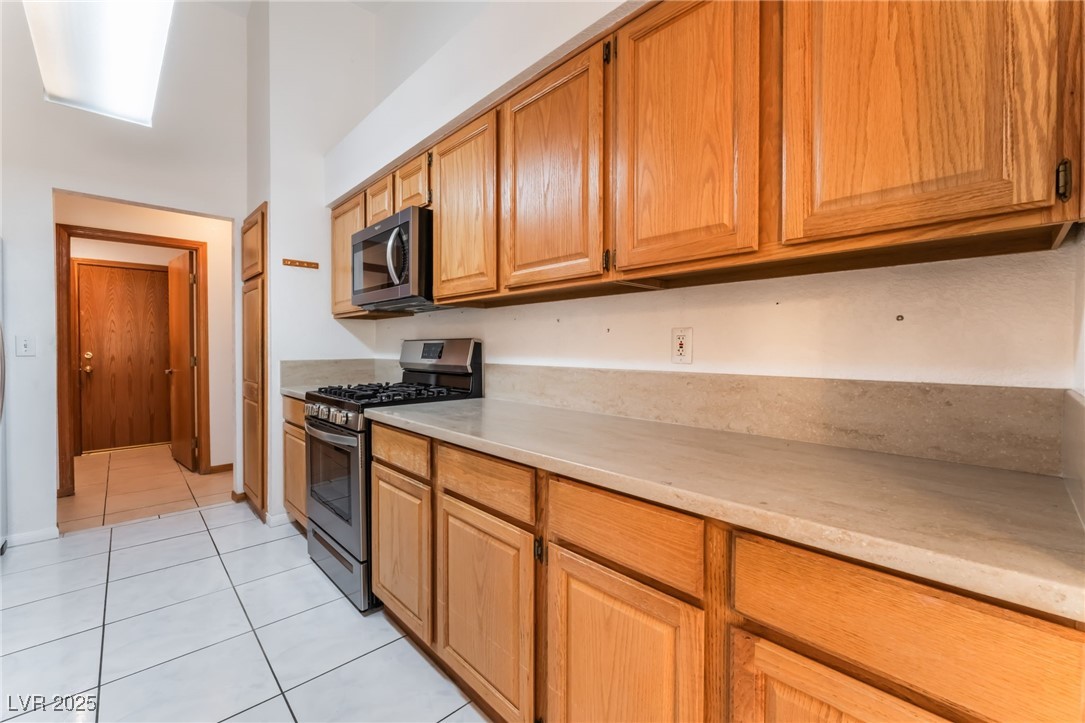 5029 Pacific Grove Drive Property Photo 15