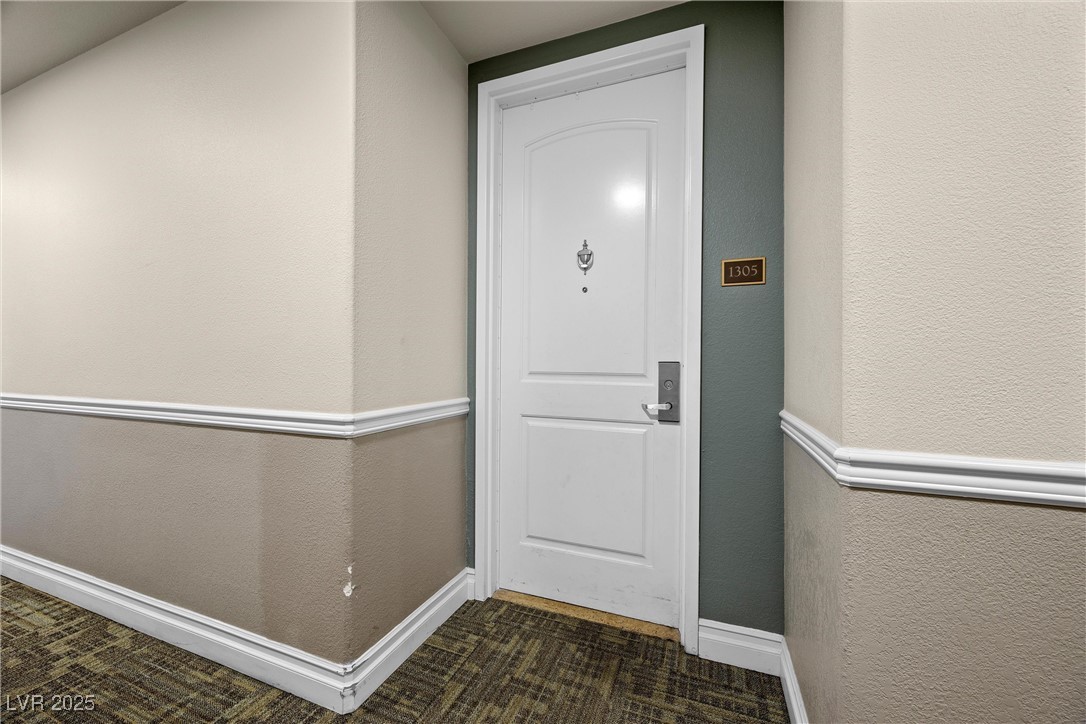 2260 Village Walk Drive 1305 Property Photo 3
