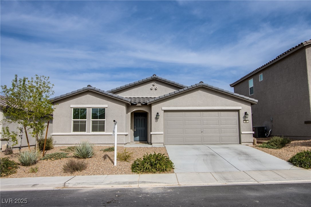 380 Horsetail Falls Street Property Photo